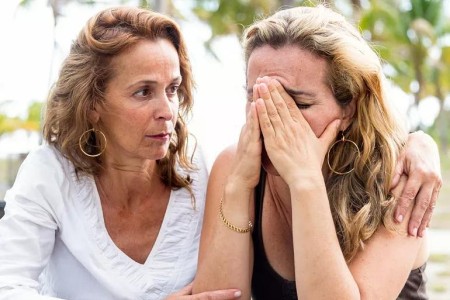 If Someone in Your Life Just Survived Cancer, Here’s How You Can Support Them No
