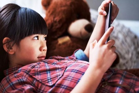 What Causes ADHD? Is it Genetic, or Is Technology a Factor?