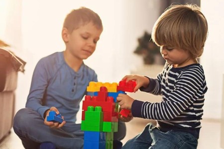 Why Your Child Doesn’t Need STEM Toys to Be a STEM Star