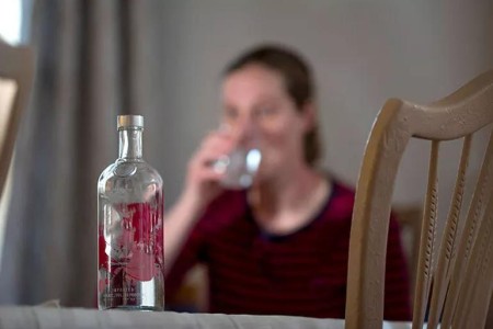 Why You Shouldn’t Rely on Alcohol During Times of Stress