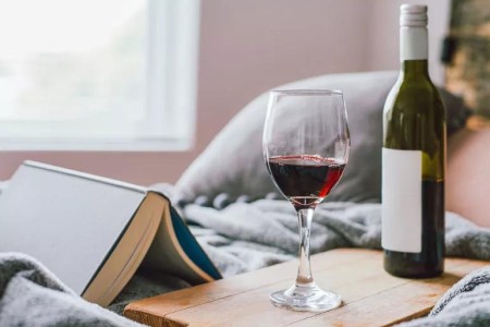 Do You Wet the Bed After a Night of Drinking? Here’s Why