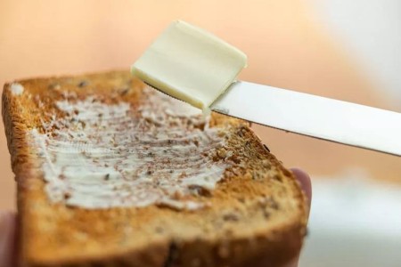 What You Should Know About Cholesterol and Butter