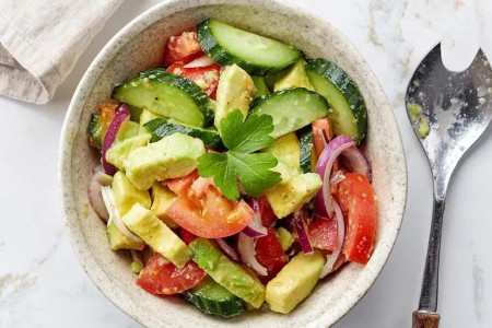 Recipe: Tomato Avocado Salad With Shallot-Lemon Dressing