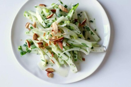 Recipe: Crisp Apple-Fennel-Mint Salad With Almonds