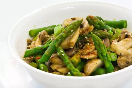 Recipe: Stir-Fried Sesame Asparagus With Pickled Ginger
