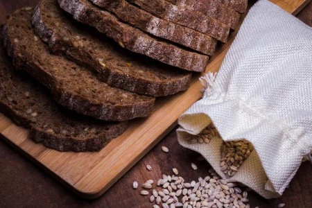 Which Bread Is Best For You — Whole-Grain, Multigrain or Whole Wheat?