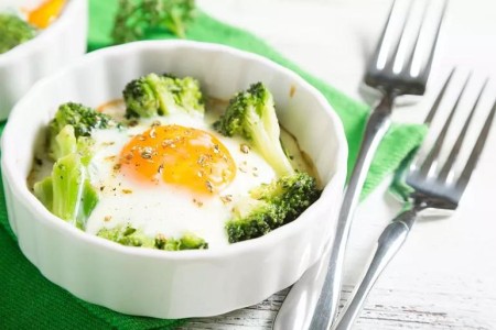 Recipe: Buttery Broccoli and Spinach With Fried Eggs