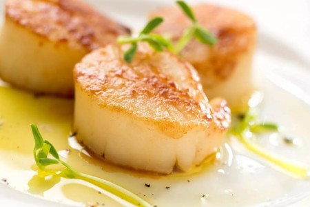 Recipe: Sea Scallops With Minty Pea Puree
