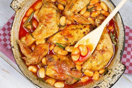Recipe: Pan-Roasted Smoky Chicken Over Rosemary-Garlic Cannellini Beans