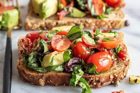 Recipe: Avocado Tapenade Bruschetta