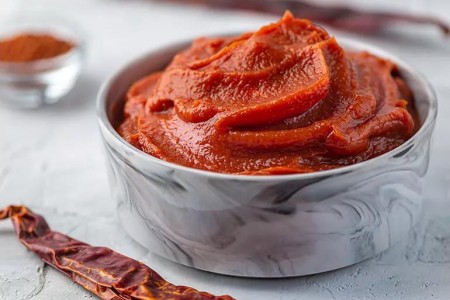 Recipe: Harissa Red Chili Hot Sauce