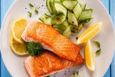 Recipe: Grilled Salmon With Cucumber Salad