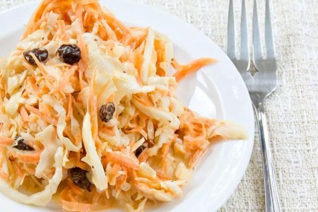 Recipe: Carrot, Raisin and Yogurt Slaw