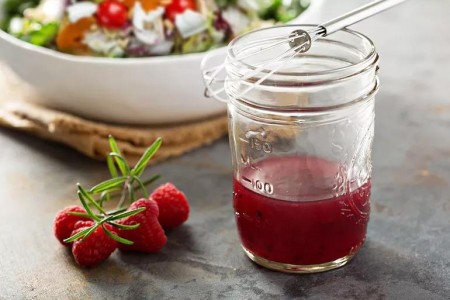 Recipe: Raspberry Chive Salad