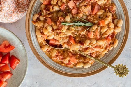 Recipe: Great Northern Beans With Tomatoes and Herbs