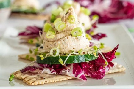 Recipe: Fresh Salmon Hors d’Oeuvres