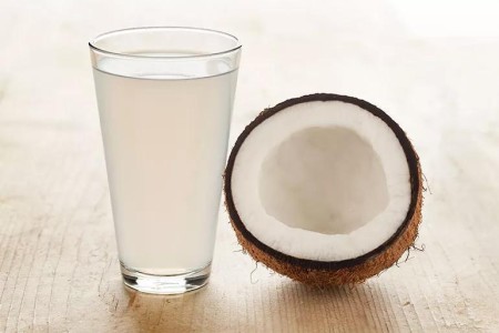 The Health Benefits of Coconut Water
