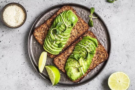 Should You Eat Before or After a Workout?