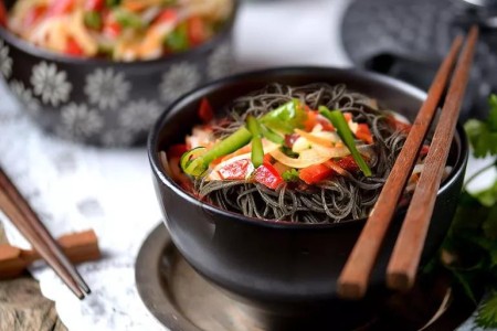 Recipe: Black Bean Peanut Noodle Salad