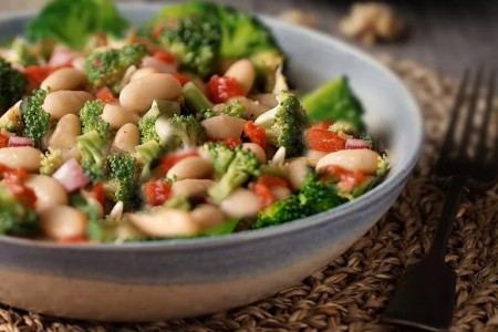 Recipe: Broccoli and Bean Salad