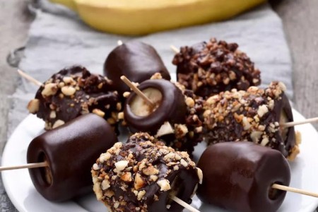 Recipe: Dark Chocolate Frozen Banana Bites