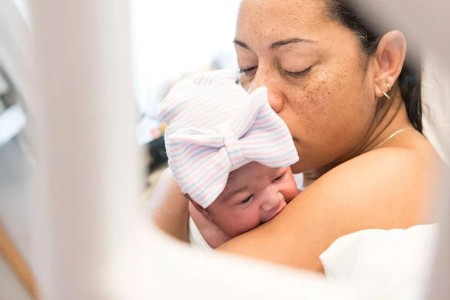 C-Section vs. Natural Birth: What Expectant Moms Need to Know