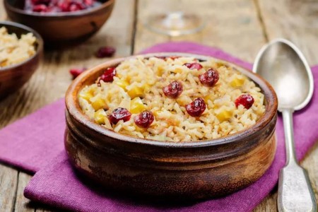 Recipe: Brown Rice Pilaf With Fresh Apples and Dried Fruits