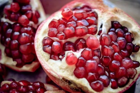 The Health Benefits of Pomegranates