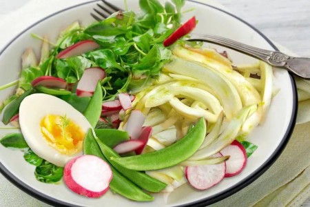 Recipe: Crunchy Spring Salad With Radishes and Fennel