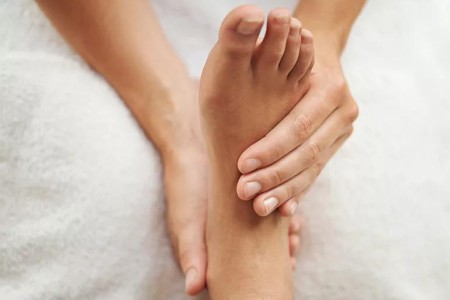 Reflexology: What It Is, and Does It Work?