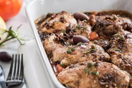 Mediterranean Chicken Thighs With Tomatoes and Basil Recipe