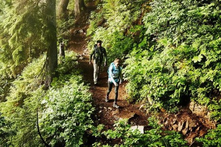 9 Benefits of Hiking