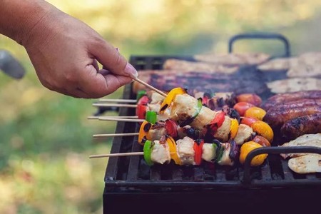 6 Tailgating Tips That Score Big for Your Health