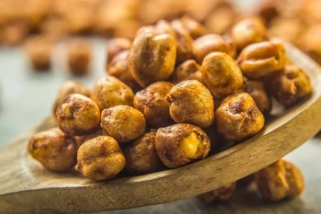 Recipe: Spicy Roasted Chickpeas