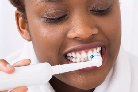How to Properly Brush Your Teeth