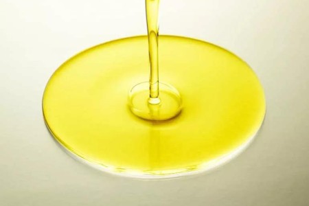 Choosing and Using Cooking Oils: What To Use and When