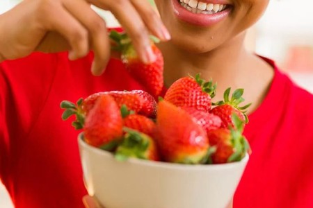 All the Reasons You Should Eat Strawberries