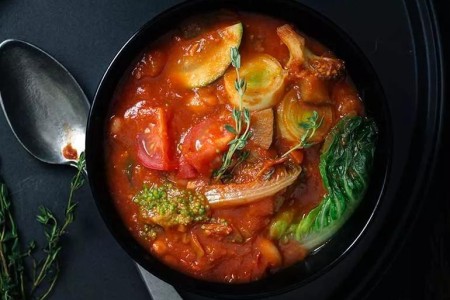 Recipe: Easy Vegetable Tomato Soup
