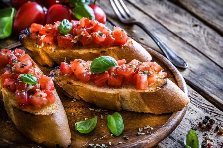 Recipe: Crushed Garlic and Basil Bruschetta