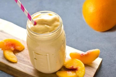 Recipe: Refreshing Peach-Orange Milkshake