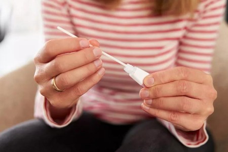 At-Home DNA Test for Breast Cancer Risk Has Limitations