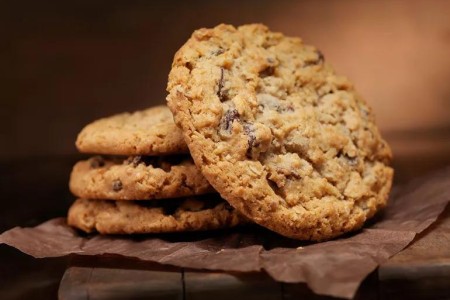 Oatmeal-Maple and Raisin Cookie Recipe