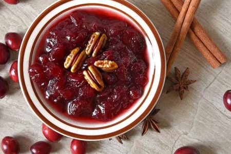 Recipe: Cinnamon Cranberry Sauce