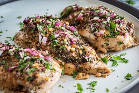 Herb-Friendly Recipe: Baked Cinnamon-Thyme Chicken