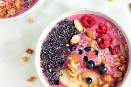 Recipe: Berry Smoothie Bowl