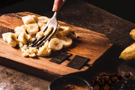 Recipe: Grain-Free Banana Chocolate Chip Cookies