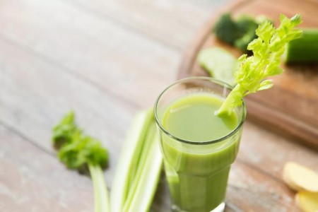 Celery Juice Is a Trendy Detox Drink, but Does It Actually Have Benefits?
