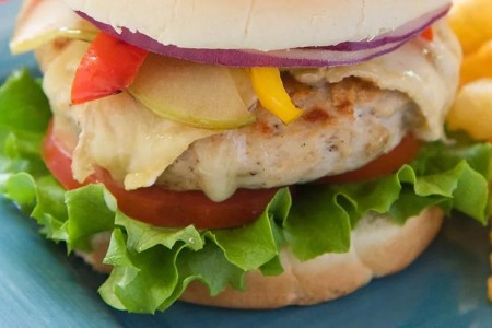 Recipe: Turkey Burgers With Apples, Onions and Peppers