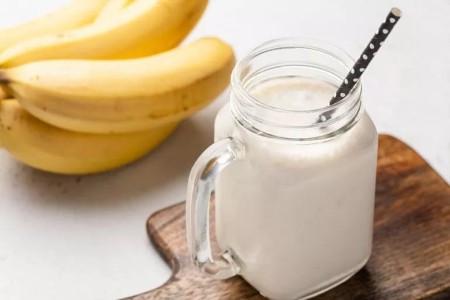 Recipe: Quick Vegan Vanilla Shake
