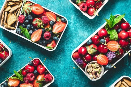 How To Snack Like a Pro While at Work